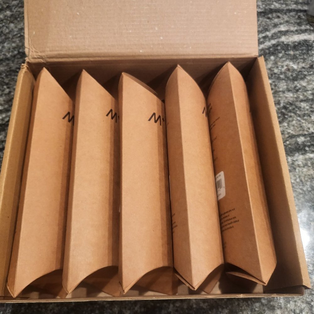 10/$20 Blue light Reader Glasses 10 Pack with 10 Cases NEW! Joan by M+ +1.75 NEW - Picture 2 of 6